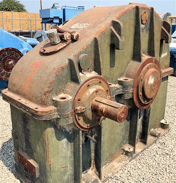 ROBERT MESSIAN Gear Reducer